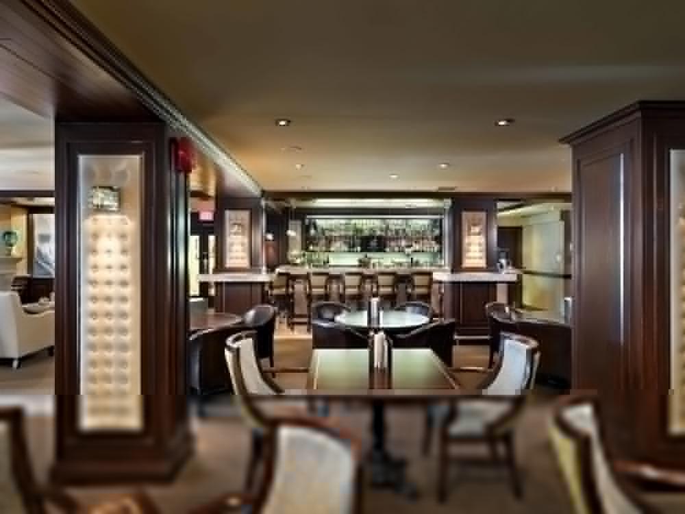 Chateau Victoria Hotel & Suites Kültér fotó