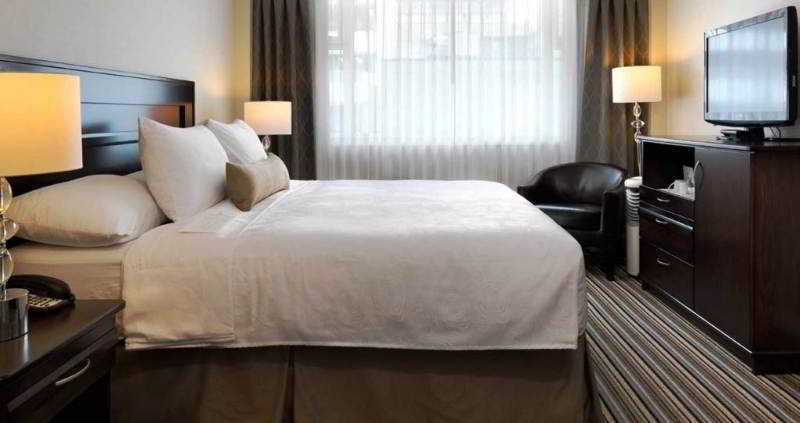 Chateau Victoria Hotel & Suites Kültér fotó