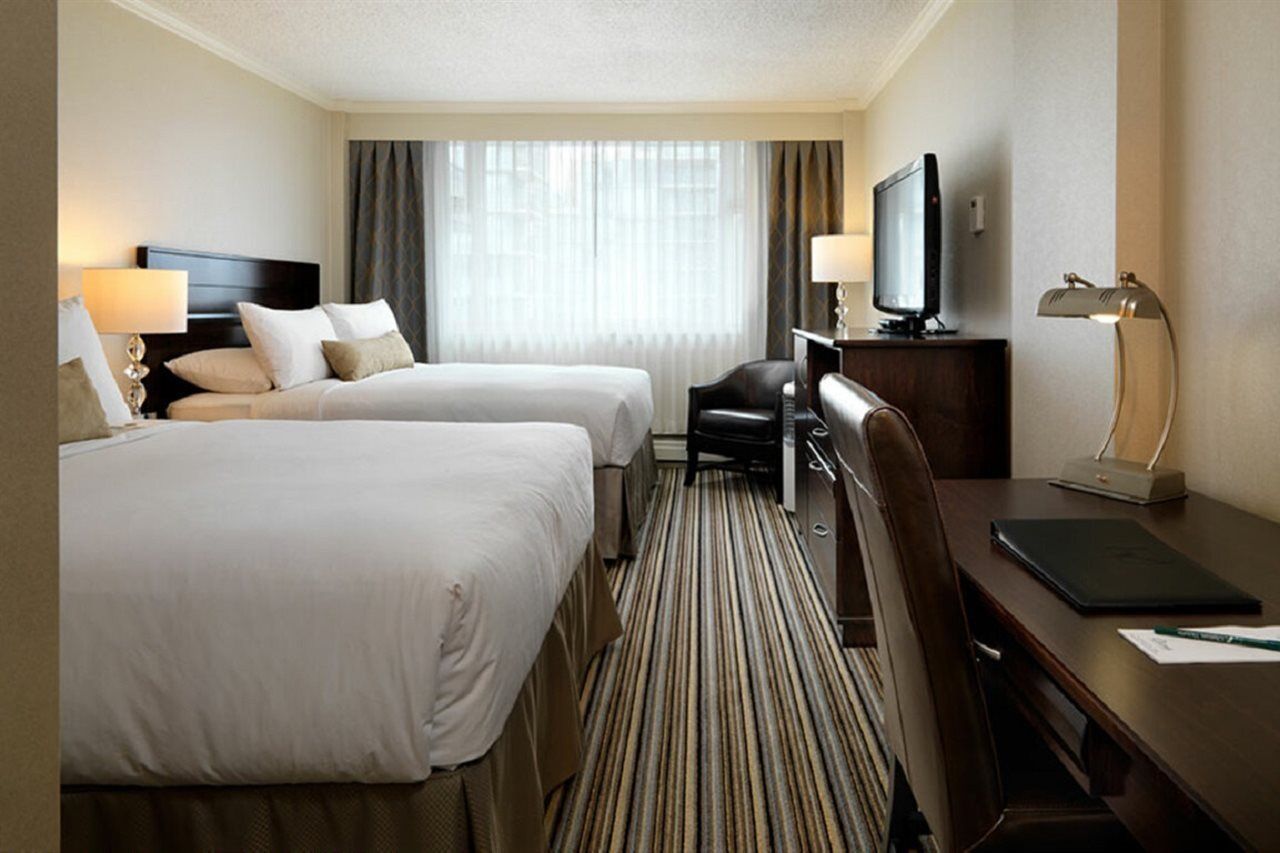 Chateau Victoria Hotel & Suites Kültér fotó